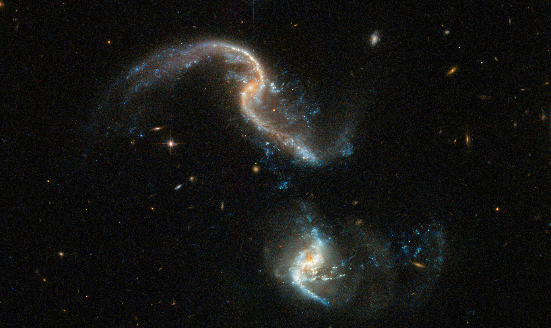 Столкновение галактик «Андромеды» и «Млечного Пути»